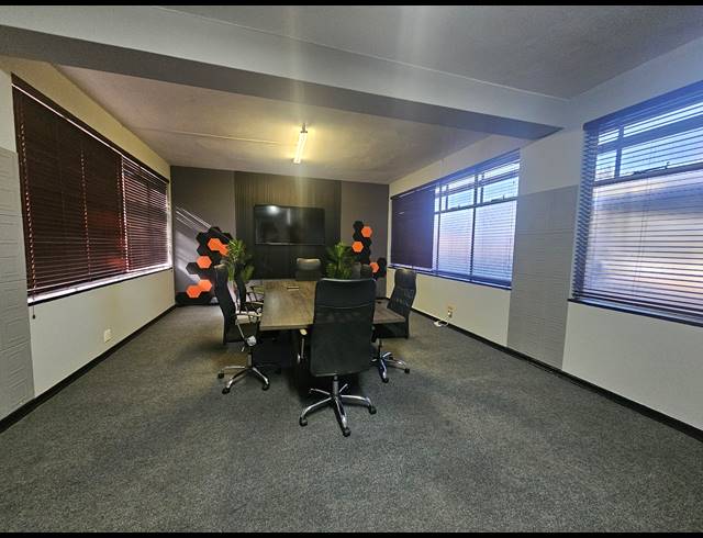 1,820M² WAREHOUSE TO LET IN ISANDO